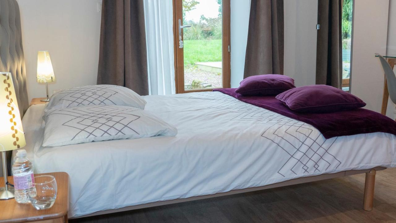 Domaine De La Basse Orme Bed & Breakfast Les Iffs ภายนอก รูปภาพ