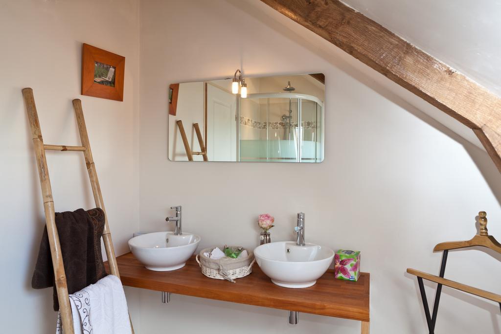 Domaine De La Basse Orme Bed & Breakfast Les Iffs ห้อง รูปภาพ